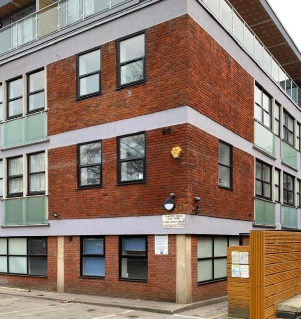 Marie'S Serviced Apartments- 2 Bedroom City Stay Bedford Eksteriør bilde